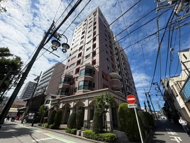 3LDK apartment in Kawagoe, Saitama - Photo 1