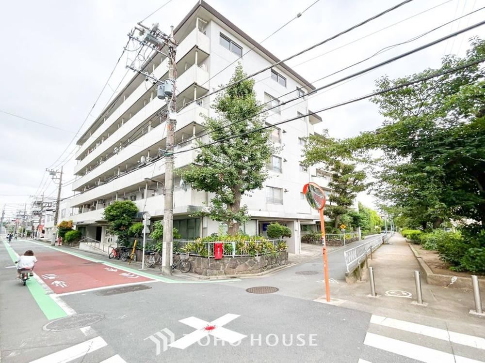 1LDK+S apartment in Meguro Ward, Tokyo - Photo 1
