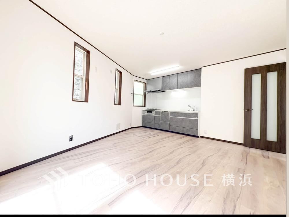 4LDK house in Isogo Ward, Yokohama, Kanagawa - Photo 1