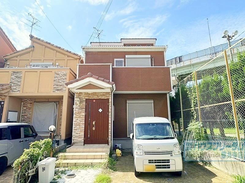 4LDK+S house in Sakai Ward, Sakai, Osaka - Photo 1