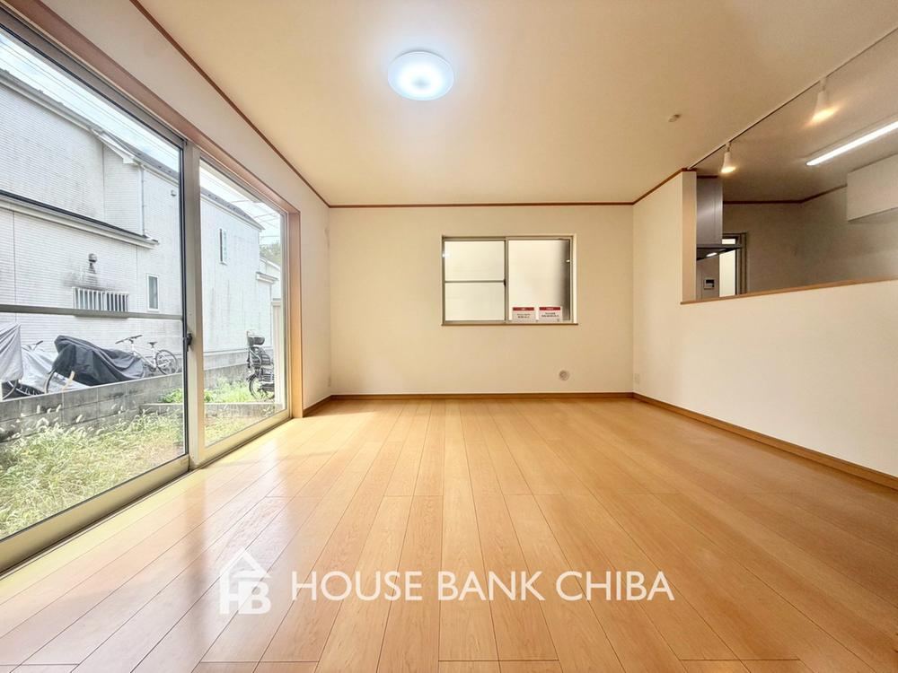 4LDK house in Matsudo, Chiba - Photo 1