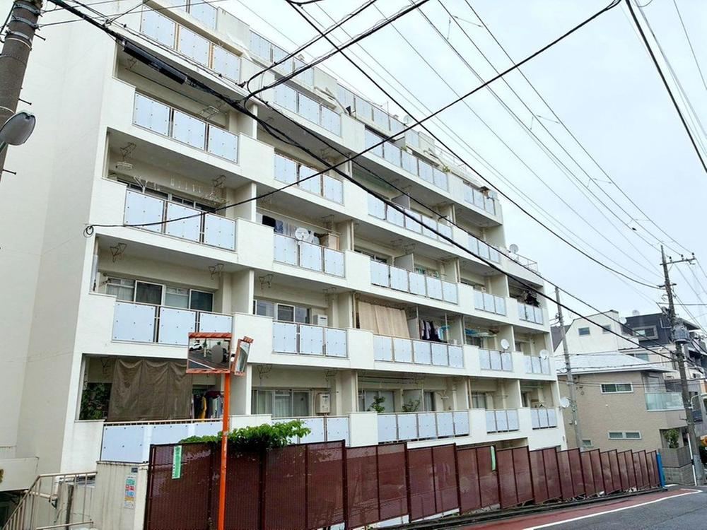 1DK apartment in Shinagawa Ward, Tokyo - Photo 1