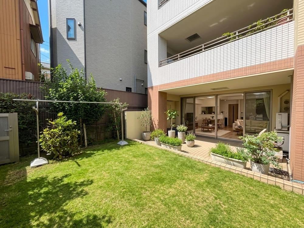 4LDK apartment in Takatsu Ward, Kawasaki, Kanagawa - Photo 1