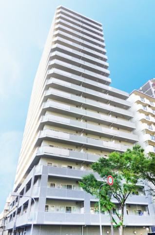 2LDK+S apartment in Chuo Ward, Osaka - Photo 1