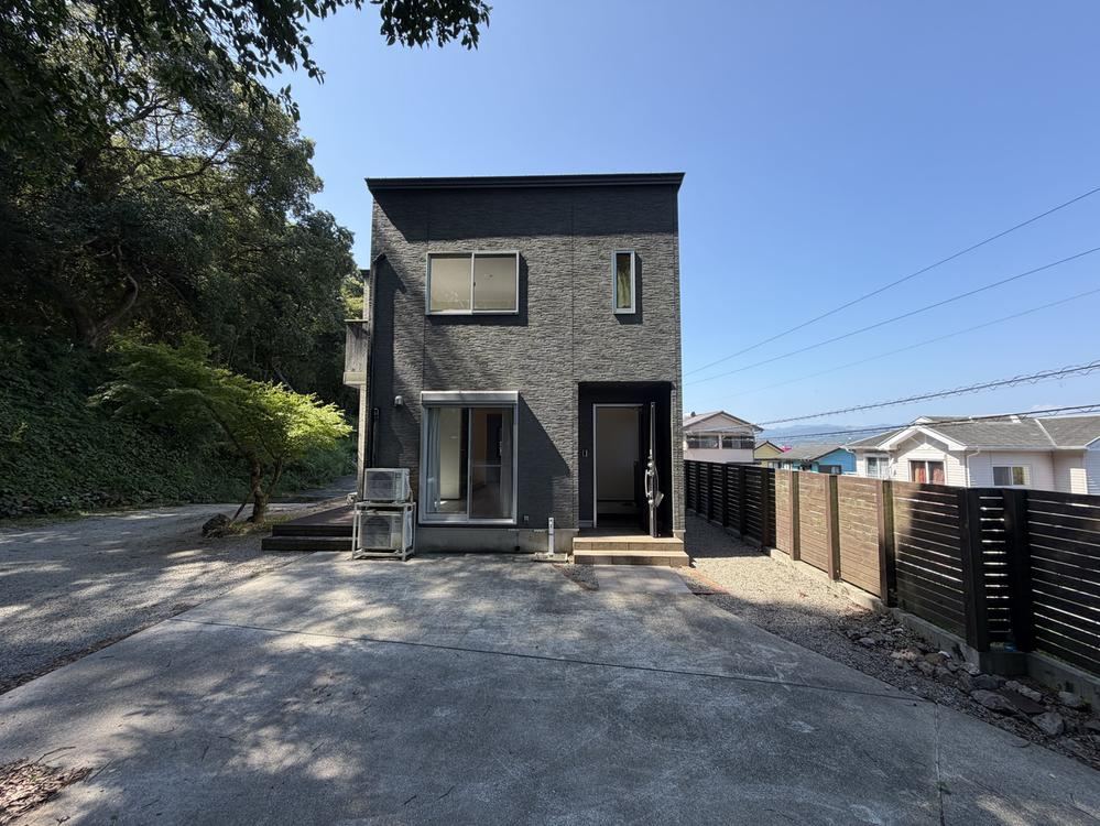4LDK house in Hyuga, Miyazaki - Photo 1