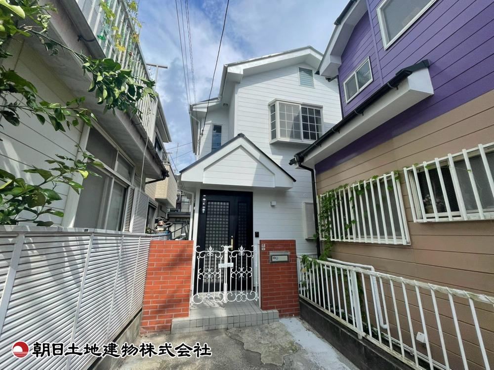 5LDK house in Minami Ward, Sagamihara, Kanagawa - Photo 1