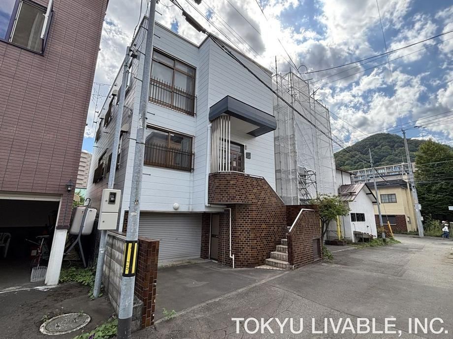 114 m² land in Chuo Ward, Sapporo, Hokkaido - Photo 1