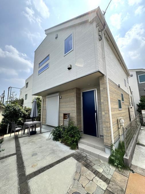 2LDK+S house in Nakano Ward, Tokyo - Photo 1