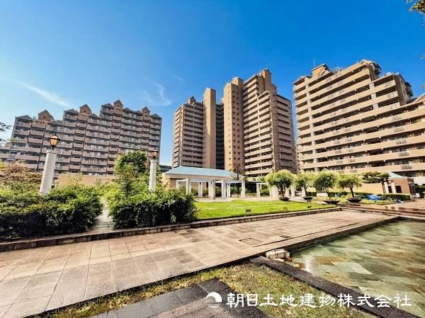 4LDK apartment in Hodogaya Ward, Yokohama, Kanagawa - Photo 1