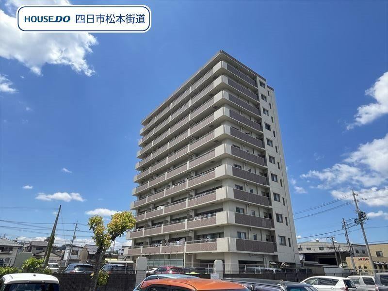3LDK apartment in Kuwana, Mie - Photo 1
