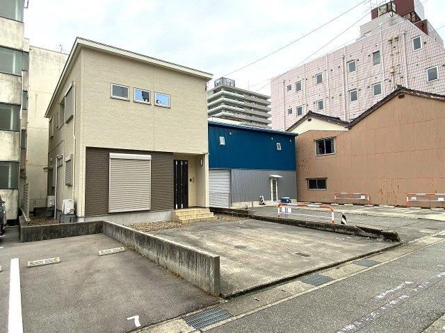 4LDK+S house in Toyama, Toyama - Photo 1