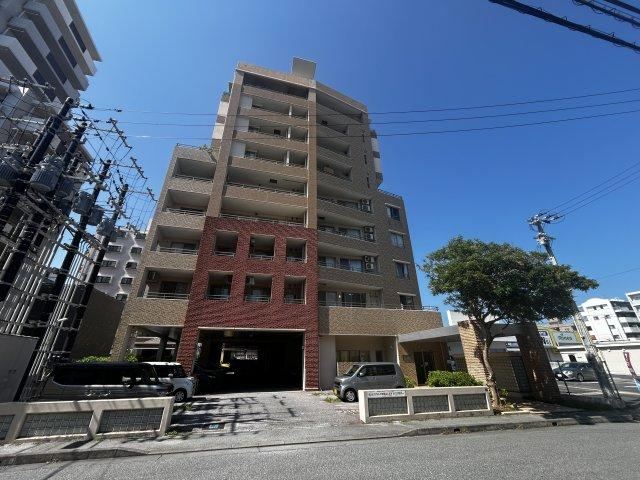 3LDK apartment in Naha, Okinawa - Photo 1