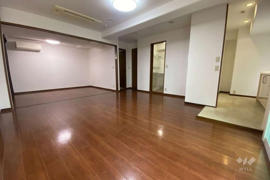 1LDK+S apartment in Shinjuku Ward, Tokyo - Photo 1