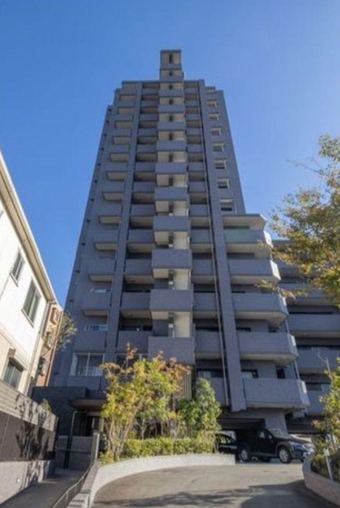 2LDK apartment in Onojo