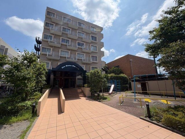 3LDK apartment in Takatsu Ward, Kawasaki, Kanagawa - Photo 1