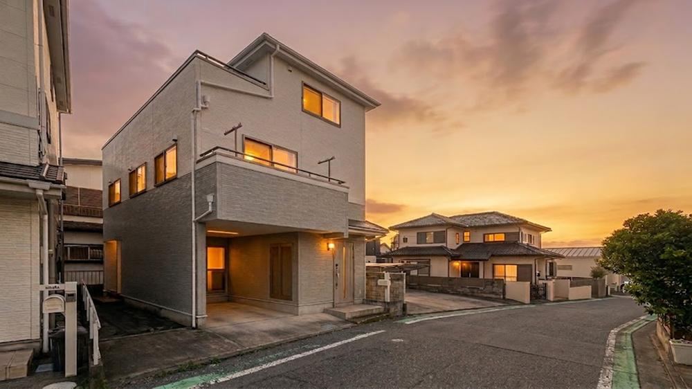 3LDK+S house in Fujisawa, Kanagawa - Photo 1