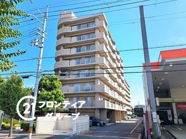 3LDK apartment in Yao, Osaka - Photo 1