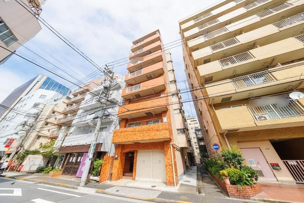 2DK apartment in Shinagawa Ward, Tokyo - Photo 1