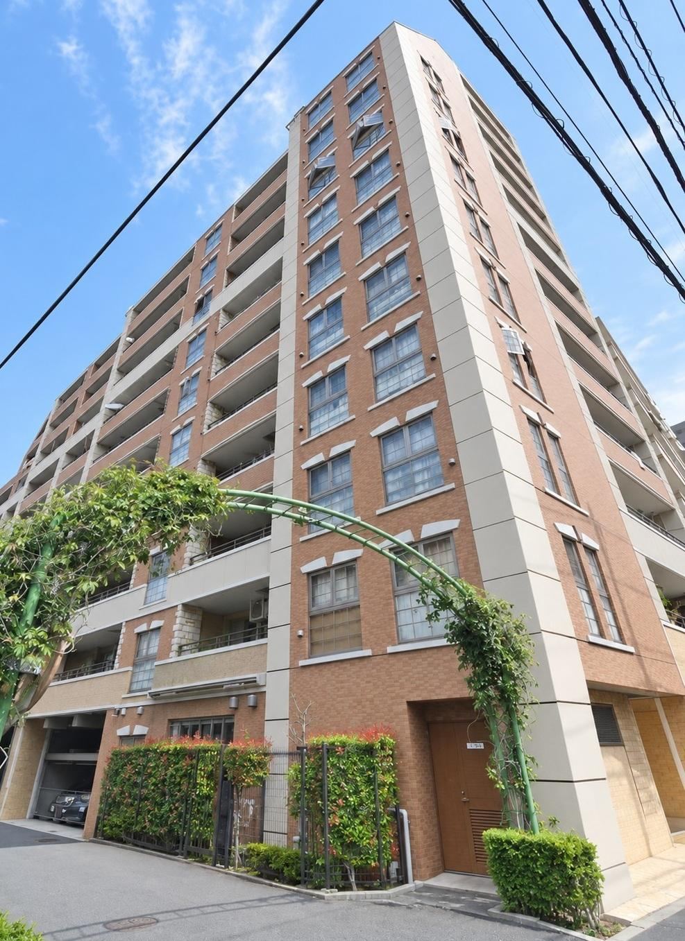 3LDK apartment in Edogawa Ward, Tokyo - Photo 1