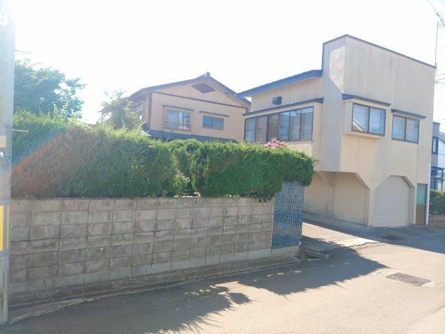 467 m² land in Hirosaki, Aomori - Photo 1