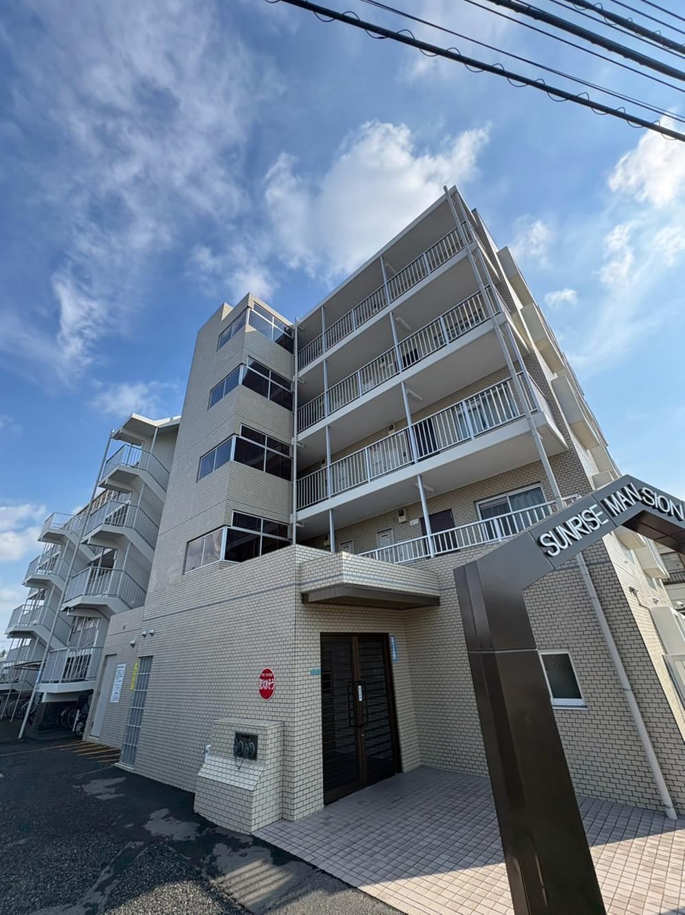 3DK apartment in Sayama, Saitama - Photo 1