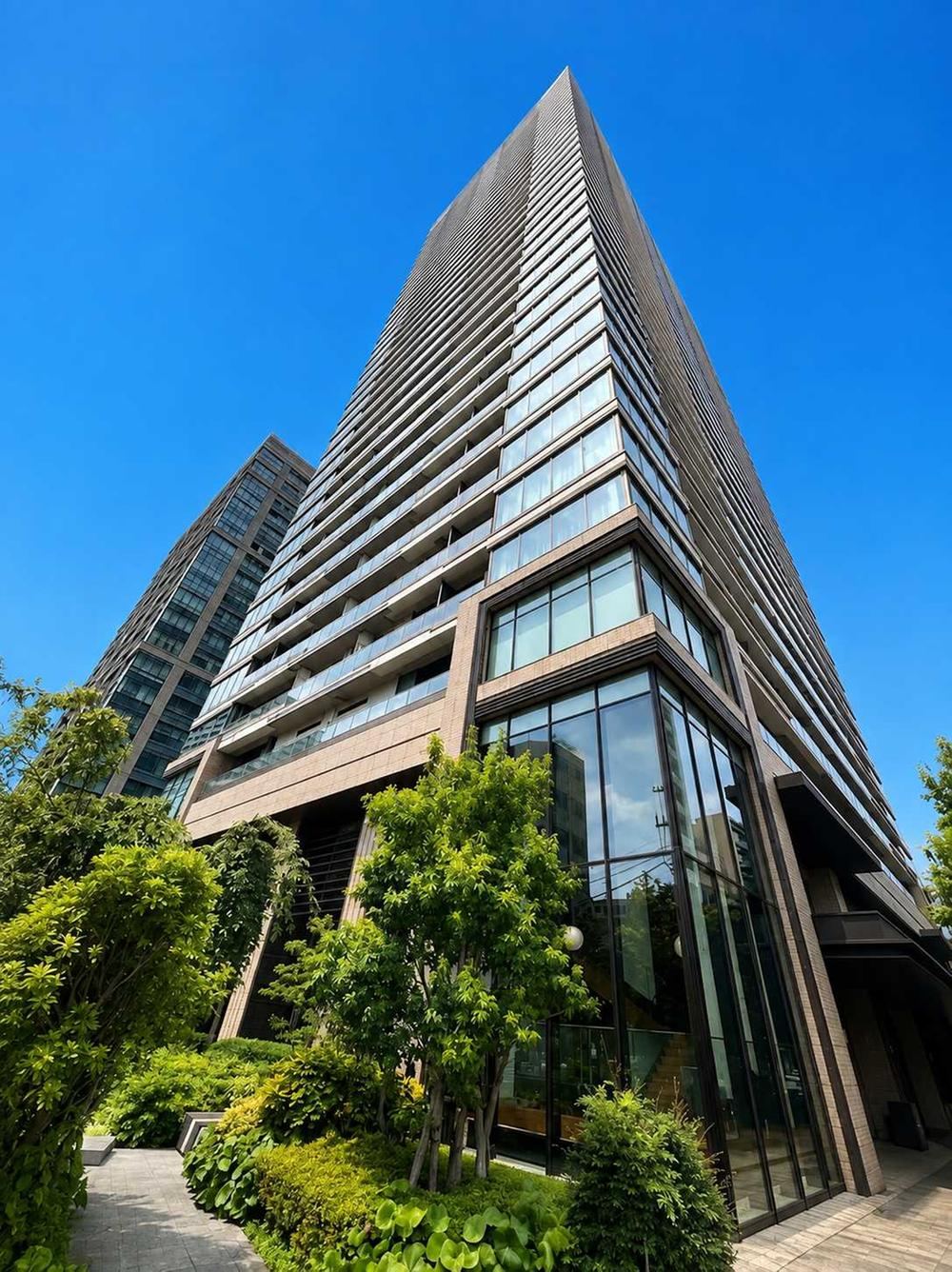 2LDK apartment in Chuo Ward, Tokyo - Photo 1