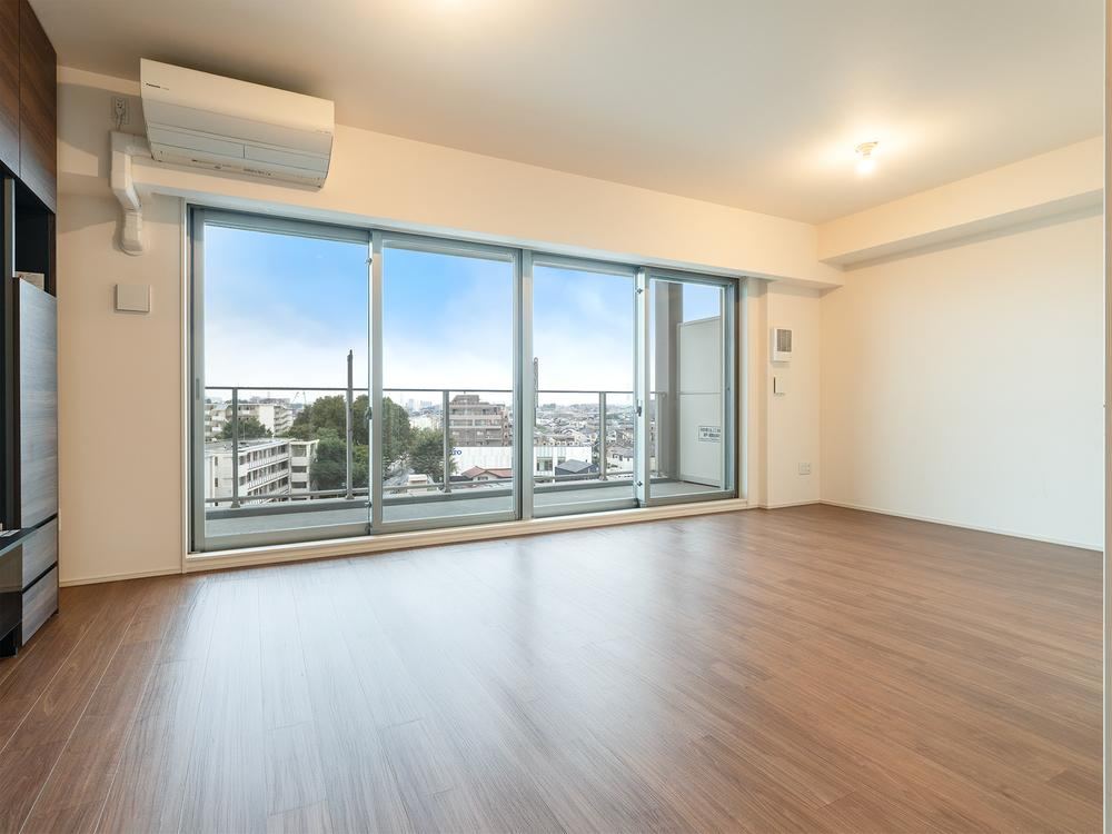 3LDK+S apartment in Nerima Ward, Tokyo - Photo 1