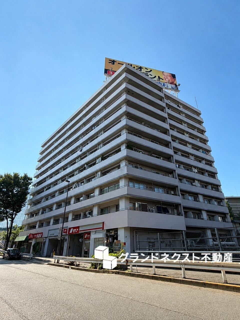 2LDK apartment in Suginami Ward, Tokyo - Photo 1
