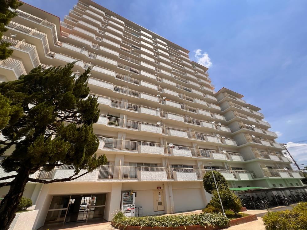 2LDK apartment in Kitanagoya, Aichi - Photo 1