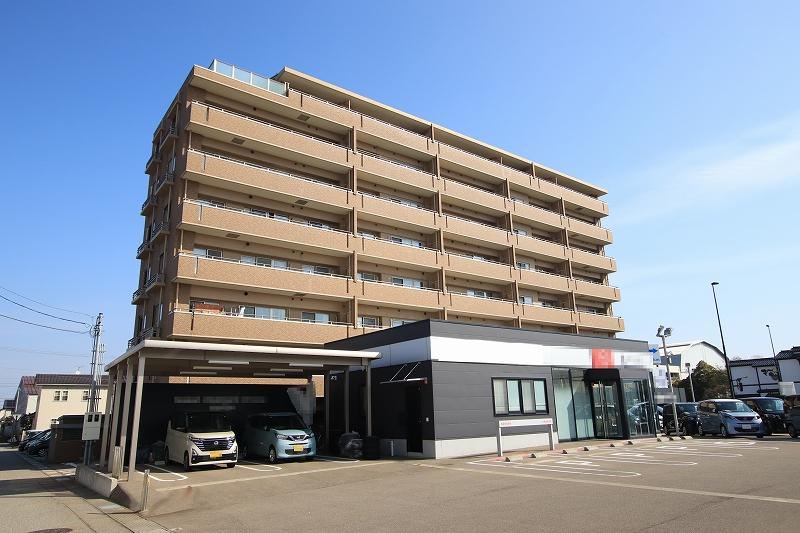 3LDK apartment in Nonoichi, Ishikawa - Photo 1