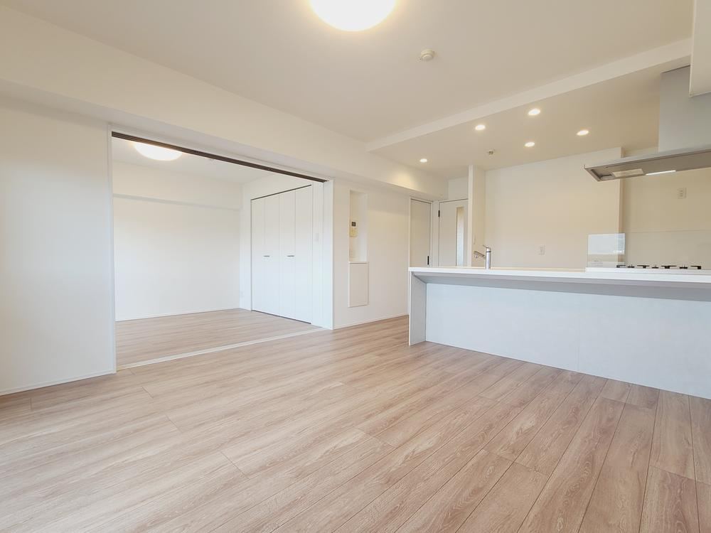 3LDK apartment in Chikushino, Fukuoka - Photo 1