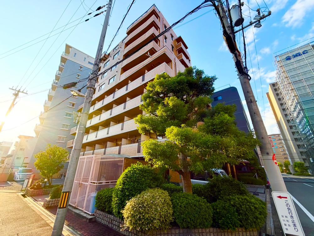2LDK apartment in Yodogawa Ward, Osaka - Photo 1