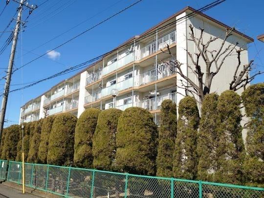 3DK apartment in Omiya Ward, Saitama - Photo 1