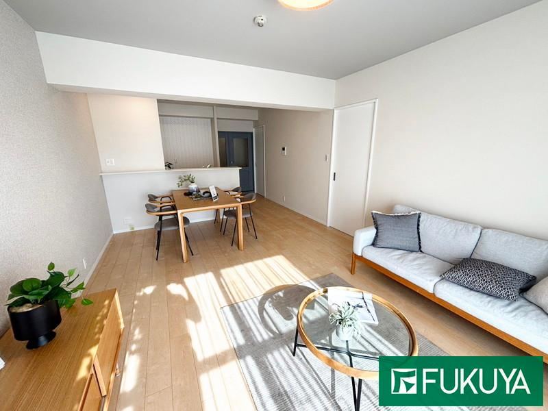 4LDK apartment in Yodogawa Ward, Osaka - Photo 1