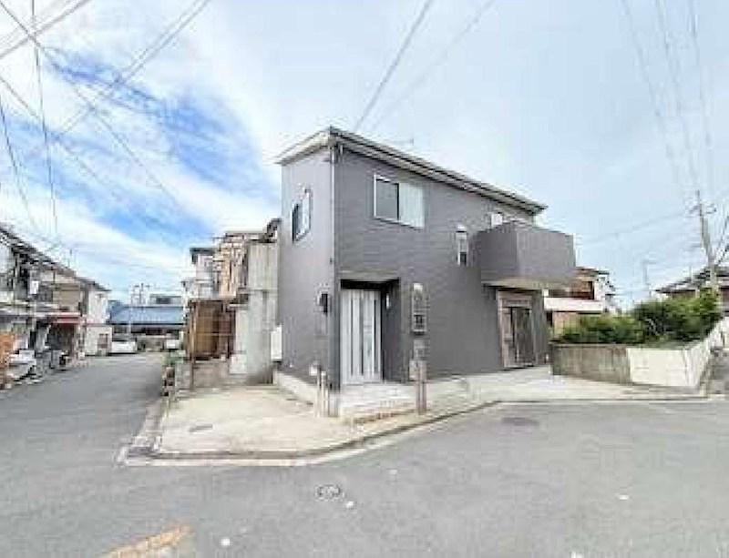 2LDK house in Settsu, Osaka - Photo 1