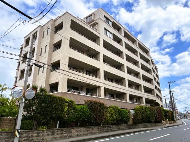 3LDK apartment in Kasuga, Fukuoka - Photo 1