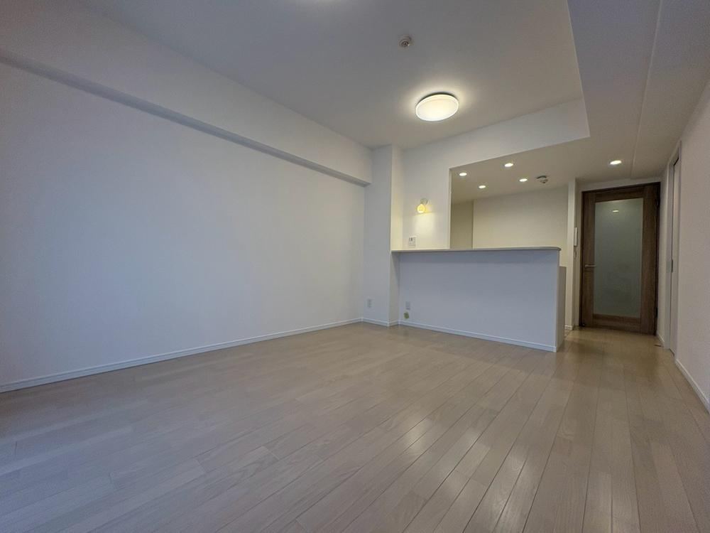 3LDK apartment in Higashinada Ward, Kobe, Hyogo - Photo 1
