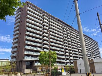 3LDK+S apartment in Muko