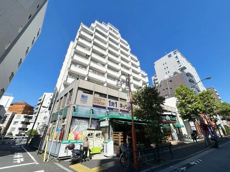 1LDK apartment in Shinjuku Ward, Tokyo - Photo 1