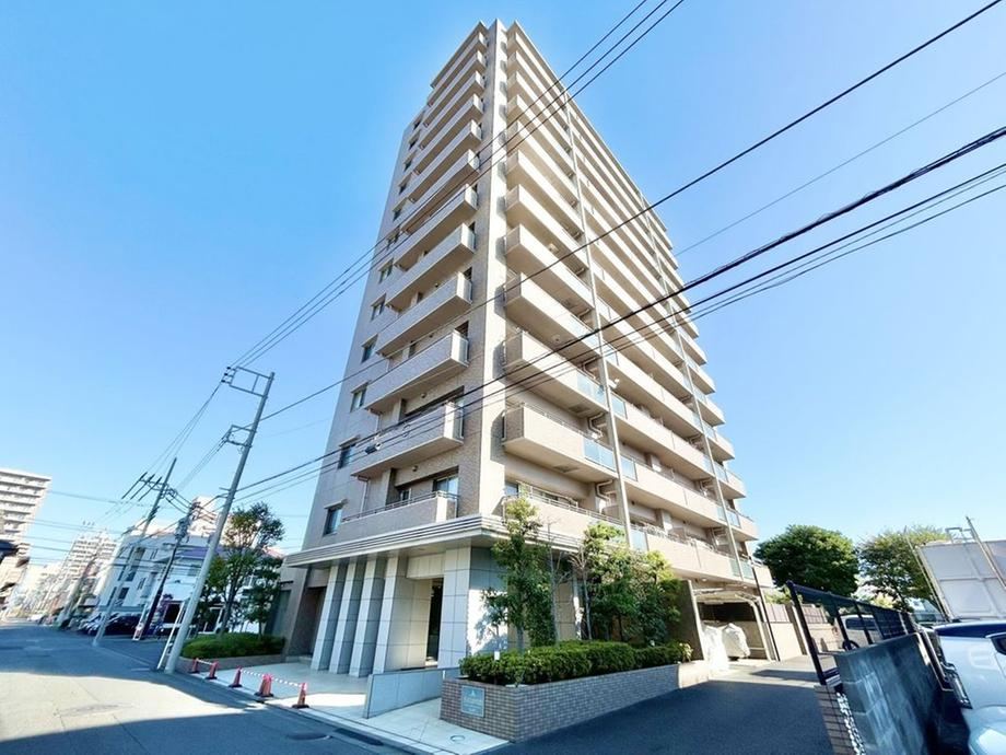 3LDK apartment in Atsugi, Kanagawa - Photo 1