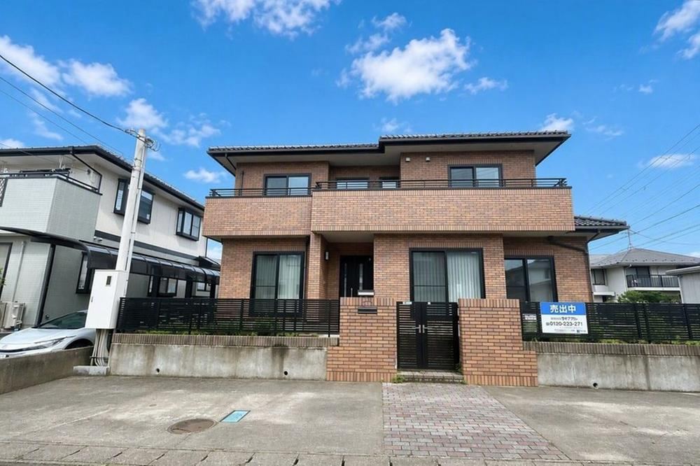 4LDK house in Izumi Ward, Sendai, Miyagi - Photo 1