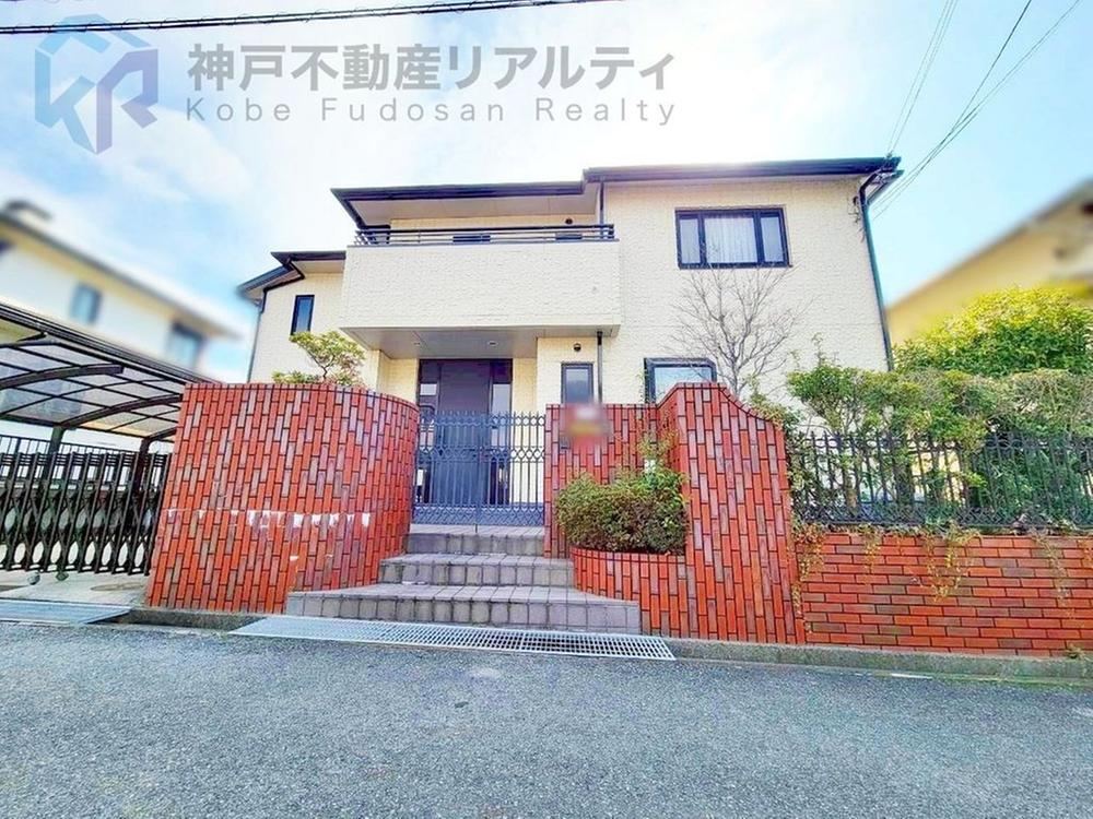 4LDK+S house in Nishi Ward, Kobe, Hyogo - Photo 1