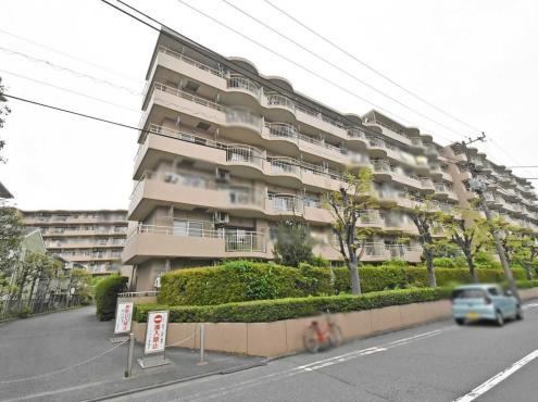 4LDK apartment in Tsurumi Ward, Yokohama, Kanagawa - Photo 1