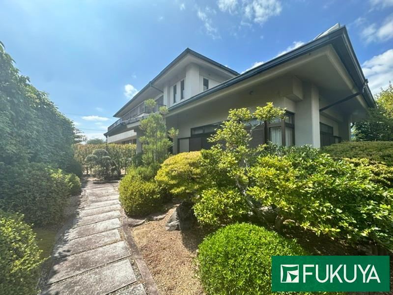 5LDK+3S house in Koryo, Kitakatsuragi District, Nara - Photo 1