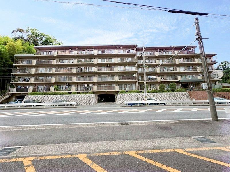 3LDK apartment in Fushimi Ward, Kyoto - Photo 1