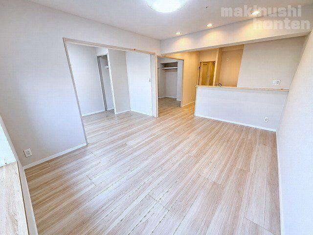 2LDK apartment in Fujiidera, Osaka - Photo 1