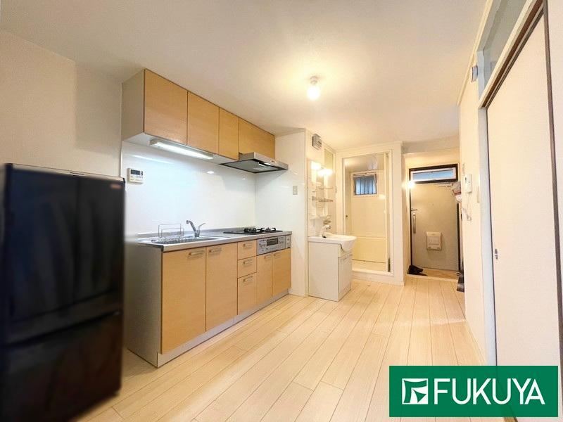 3DK apartment in Minami Ward, Sakai, Osaka - Photo 1
