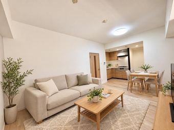 2LDK+S apartment in Chuo Ward