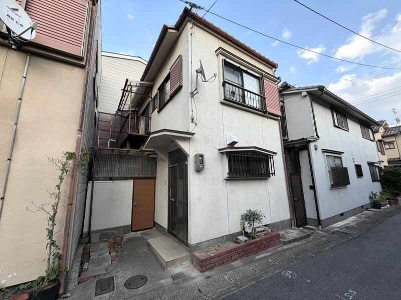 3DK house in Yamashina Ward, Kyoto - Photo 1