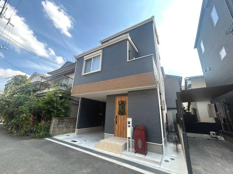 3LDK house in Takatsuki, Osaka - Photo 1
